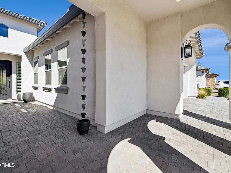 20822 W SAN MIGUEL Avenue photo 3