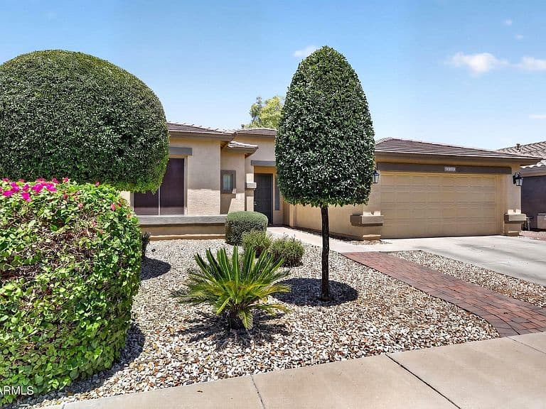 18210 W RIMROCK Street photo 2
