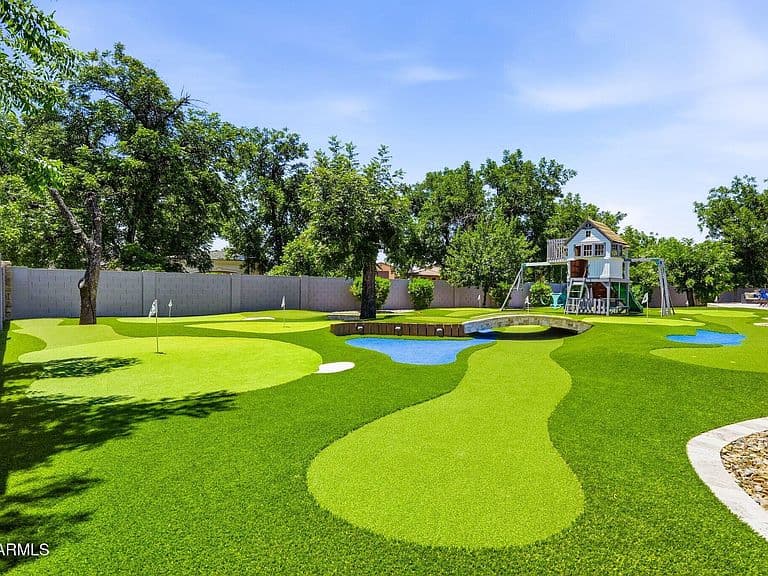 20190 E SUNSET Court photo 5
