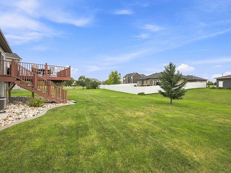 5004 Loden Ct S photo 2