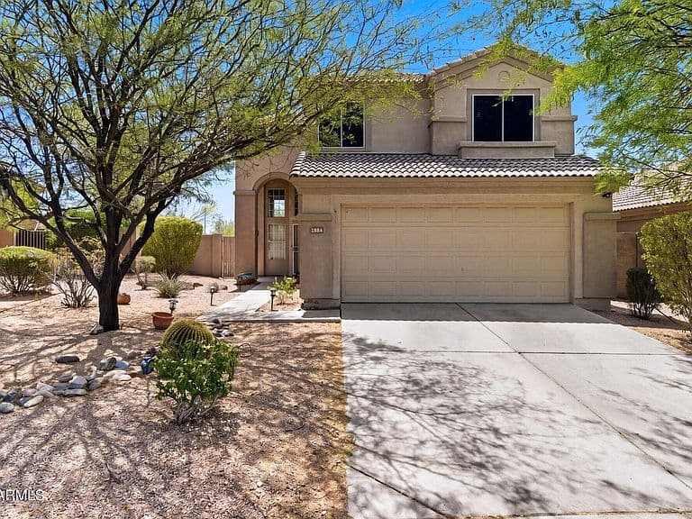 4325 E Milton Drive photo 2