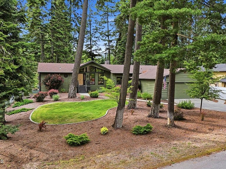 12049 N Brighton Ct photo 2