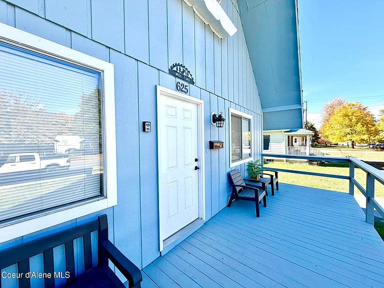 625 McKinley Ave photo 4
