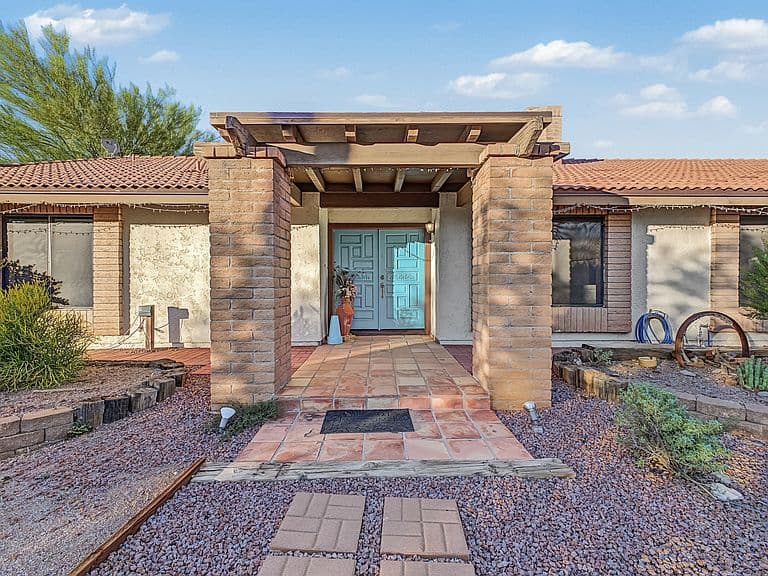 11086 E Hummingbird Ln photo 3