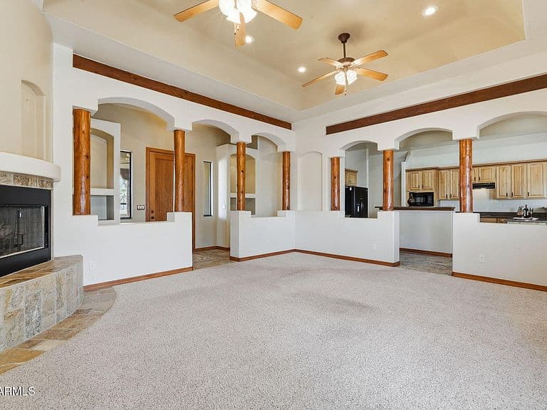 14706 S COUNTRY CLUB Drive photo 4
