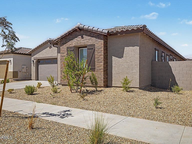15024 W DESERT HOLLOW Drive photo 3