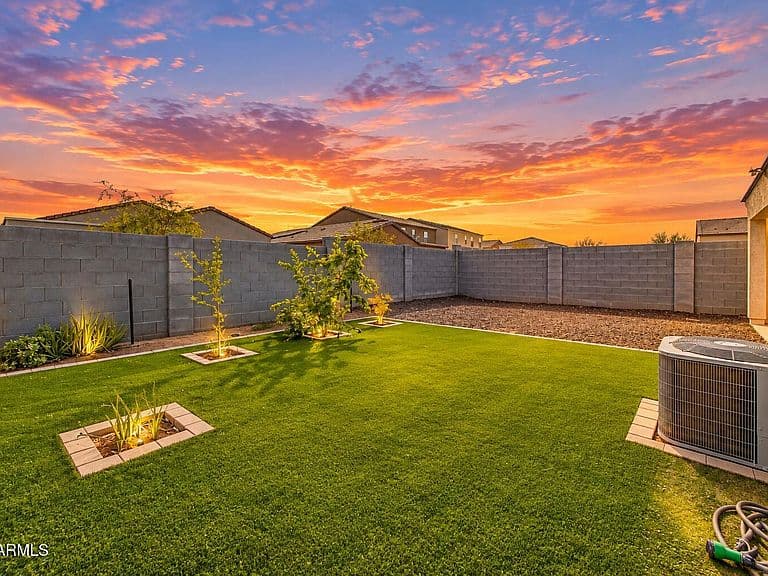 12645 W PALMAIRE Avenue photo 2