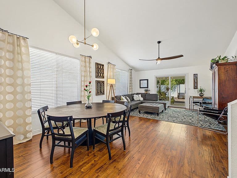 119 S OCEAN Drive photo 5