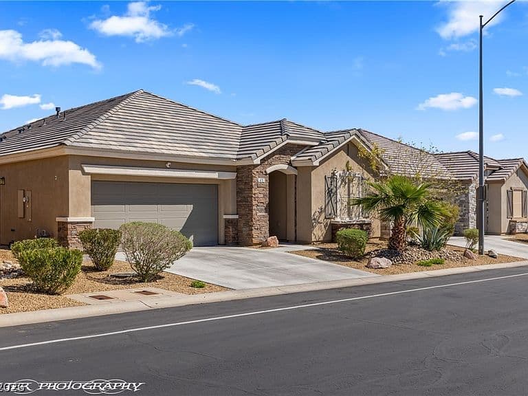 475 Verbena Ln photo 5
