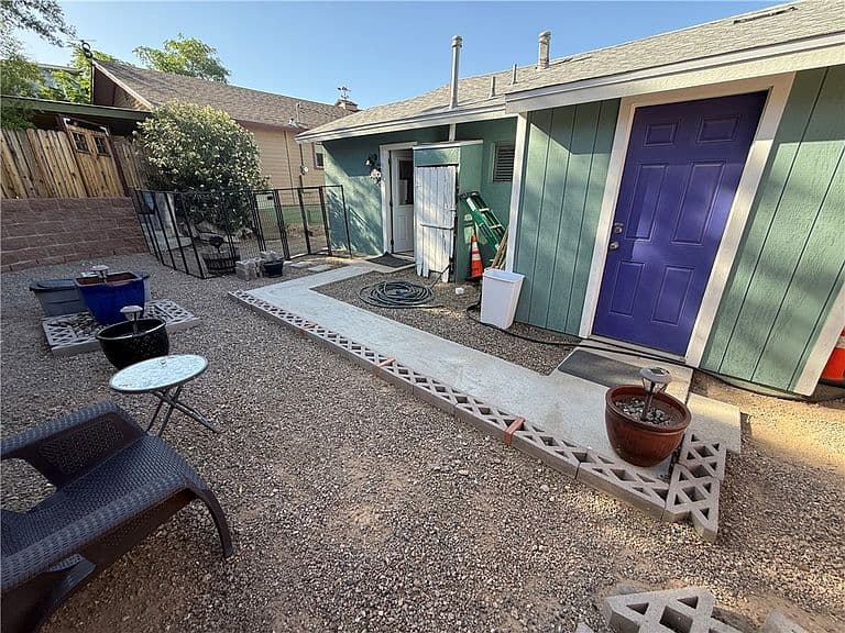 625 Court Street photo 5