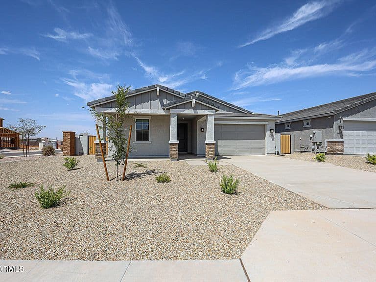 40010 W SPARKS Lane photo 2