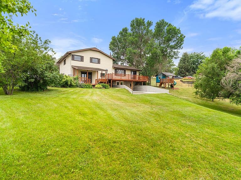 2 Valley View Dr photo 2