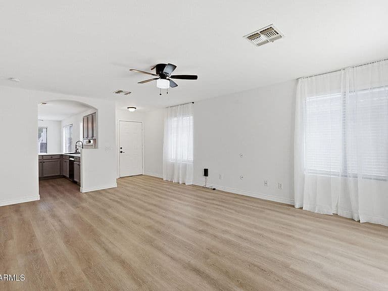 16273 W TASHA Drive photo 4