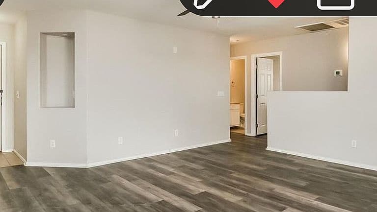 5773 E Sunrise Cir photo 3