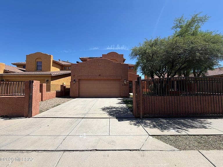 4849 S Albacete Ave photo 1