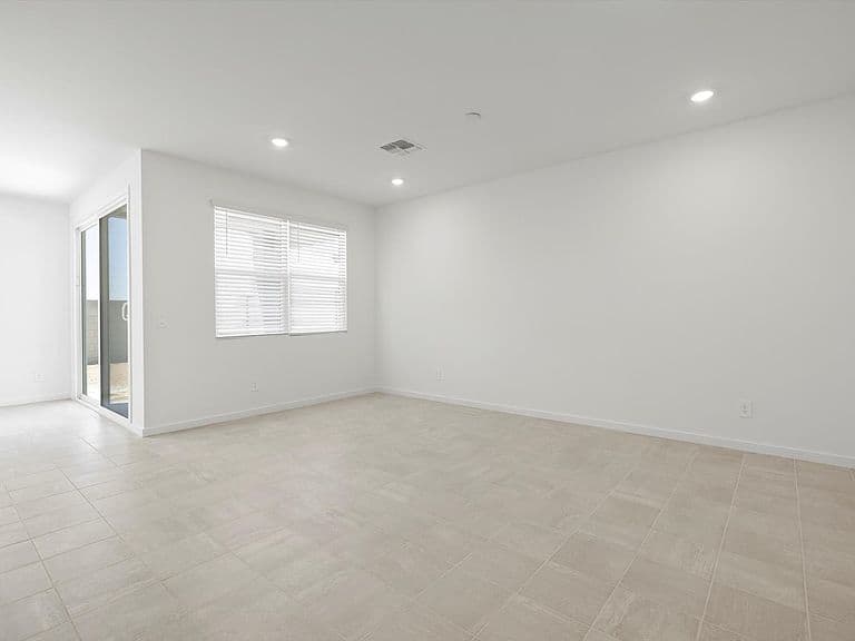 24388 W Long Ave photo 3