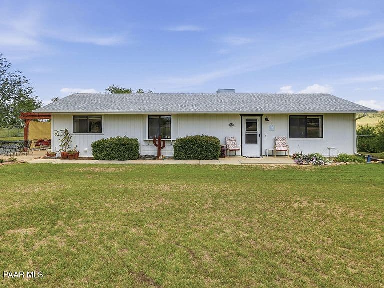 1516 Florida Ln photo 3