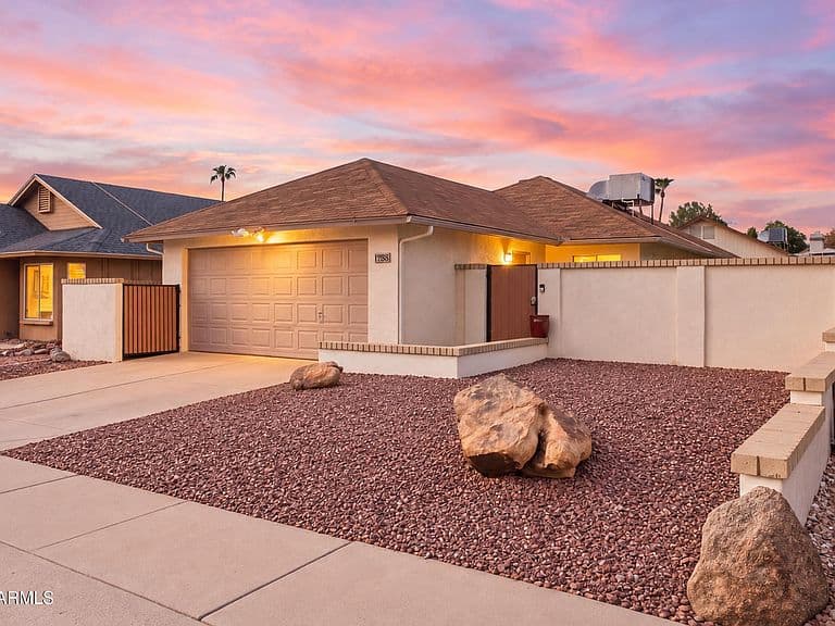1732 E VILLA MARIA Drive photo 3