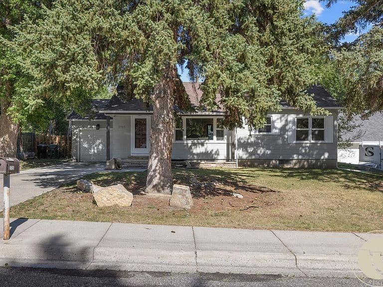 2723 Arvin Rd photo 1