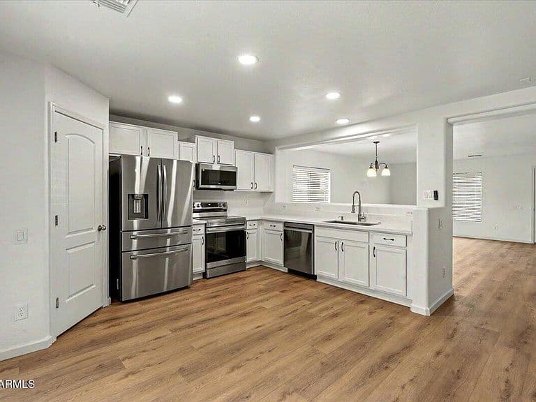 43467 W MAGNOLIA Road photo 3