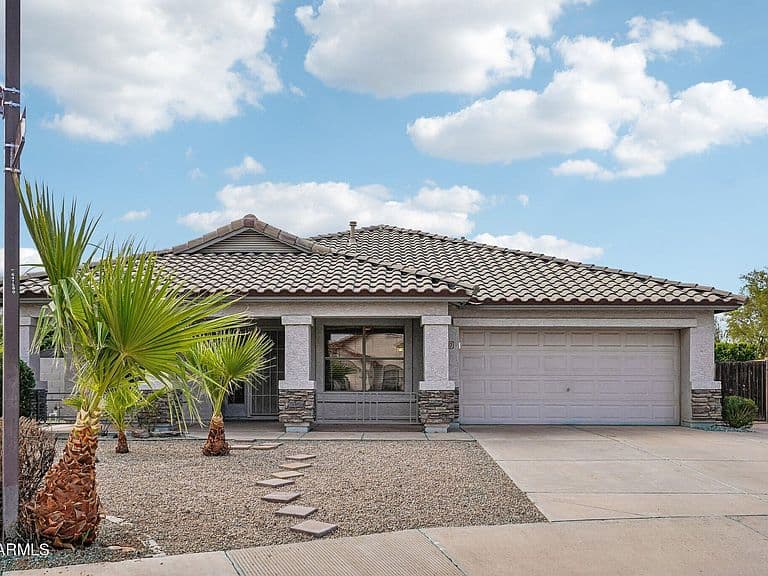 15287 W TAD Lane photo 2
