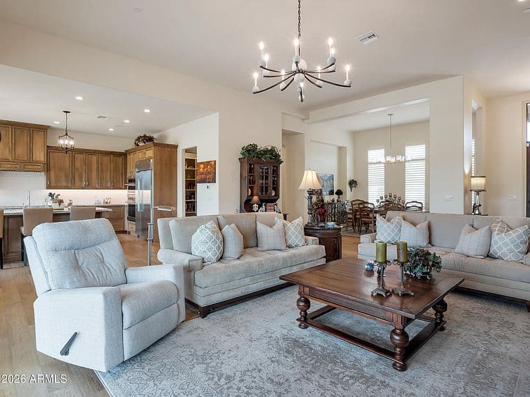 19027 E EAGLENEST Drive photo 4
