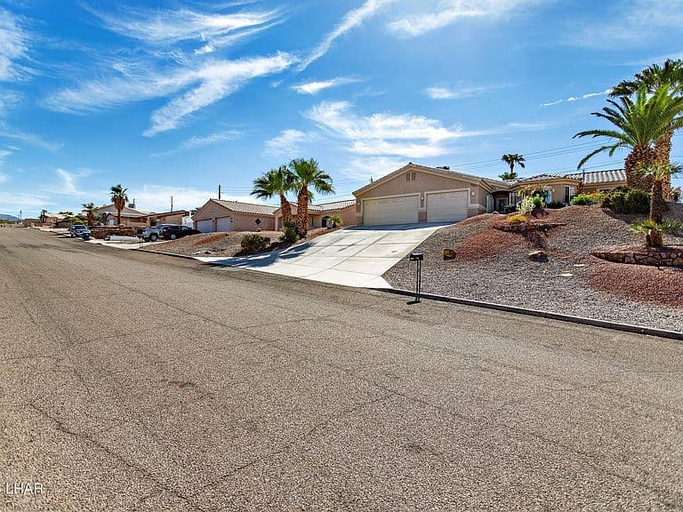 2830 Papeete Dr photo 5