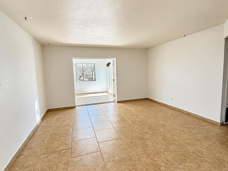 1130 E BUTLER Drive #A1 photo 3