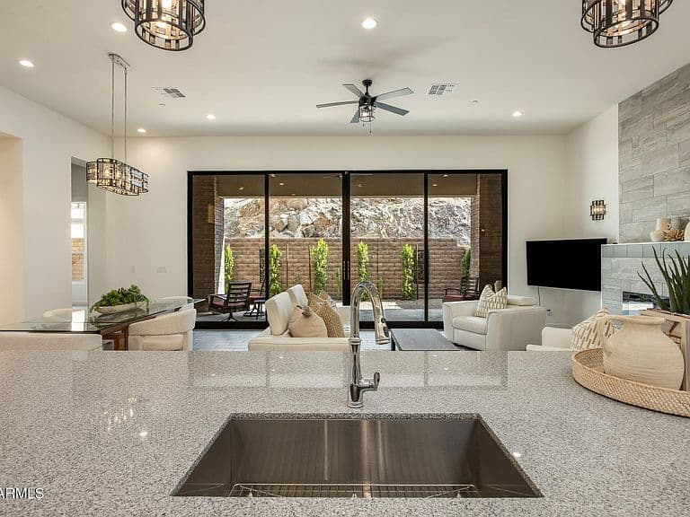 14715 N ADERO CANYON Drive photo 3