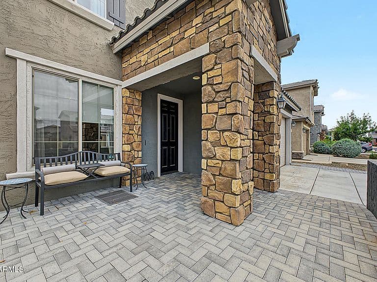 7101 W SPUR Drive photo 3