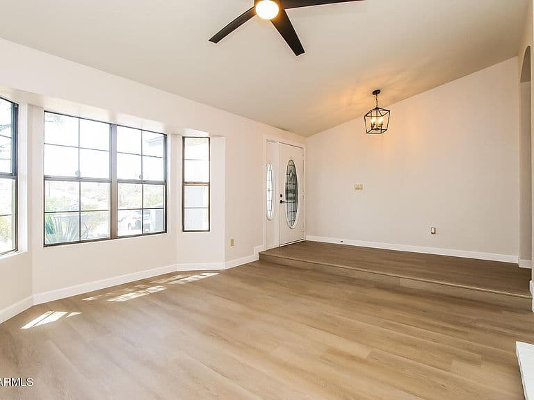 3961 N VAL VISTA Road photo 3