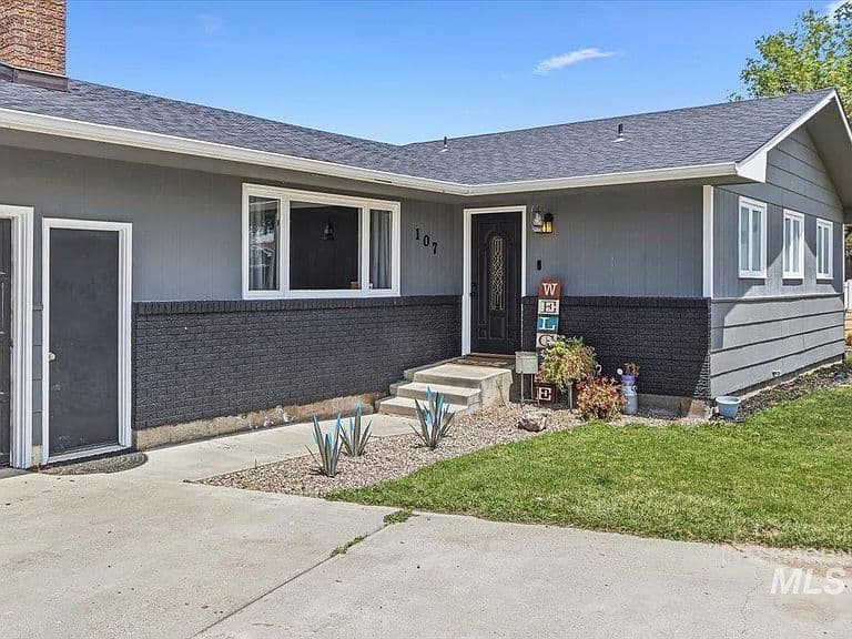 107 Rainbow Cir photo 5