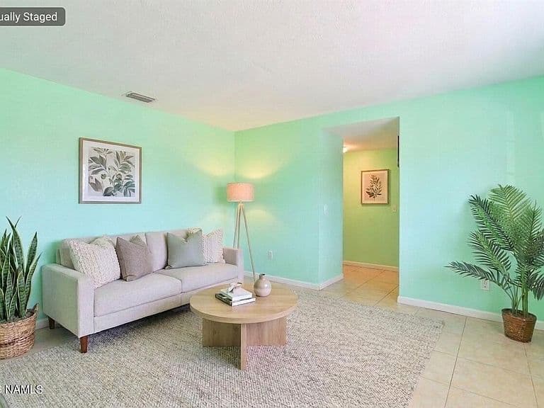 419 N Apache Ave photo 5