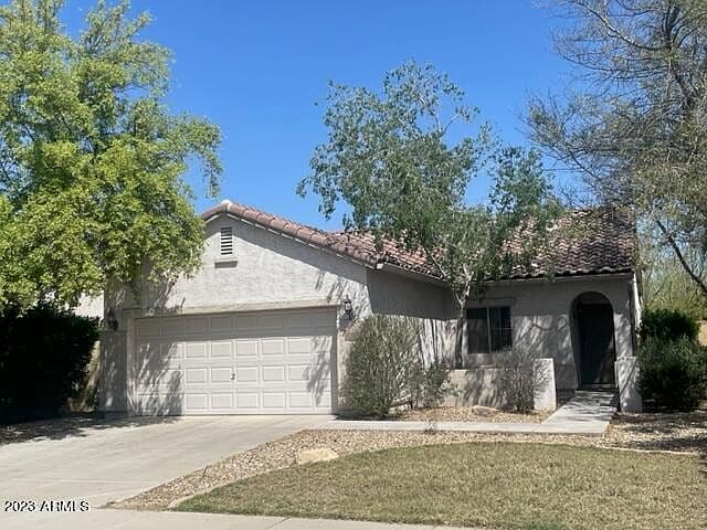 19386 W JEFFERSON Street photo 2