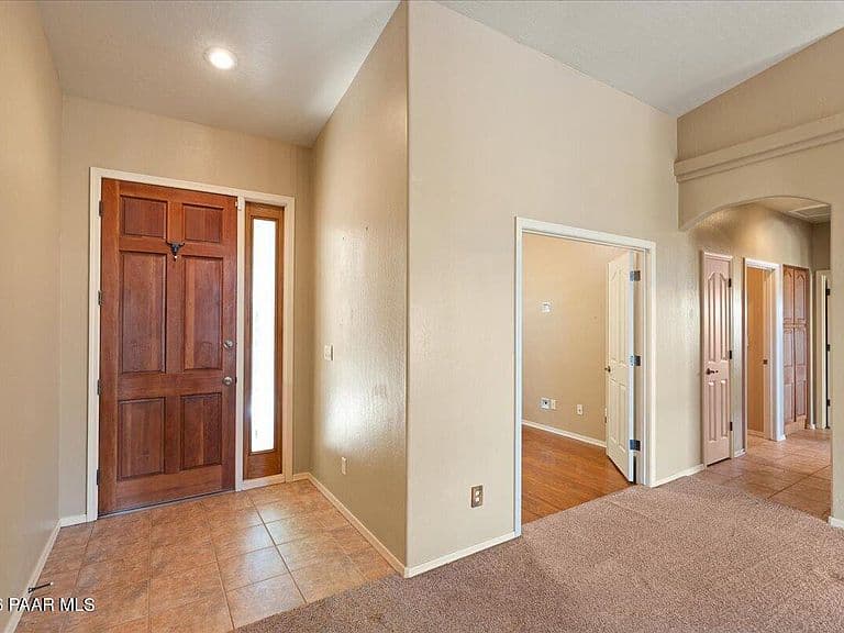 5661 N Bronco Ln photo 3