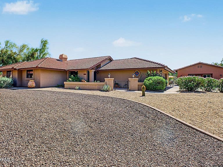 17105 E SALIDA Drive photo 1