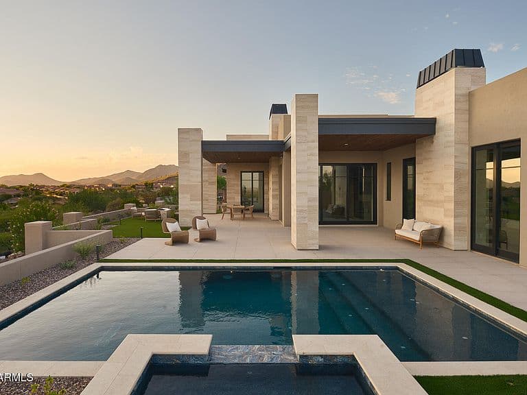 9619 N SOLITUDE Canyon photo 4