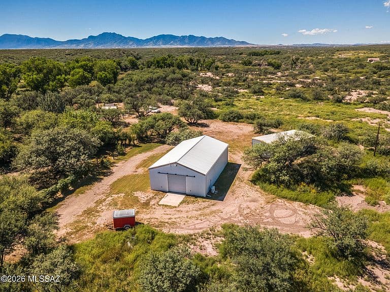 1366 E Cottonwood Ln photo 5