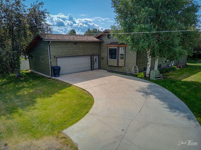 620 Higgins Ave photo 1