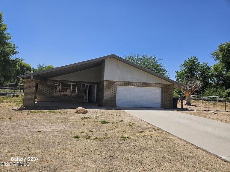 5339 W LA MIRADA Drive photo 1