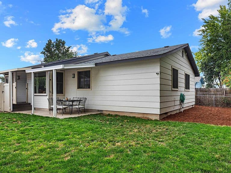 843 S Wild Phlox Pl photo 2