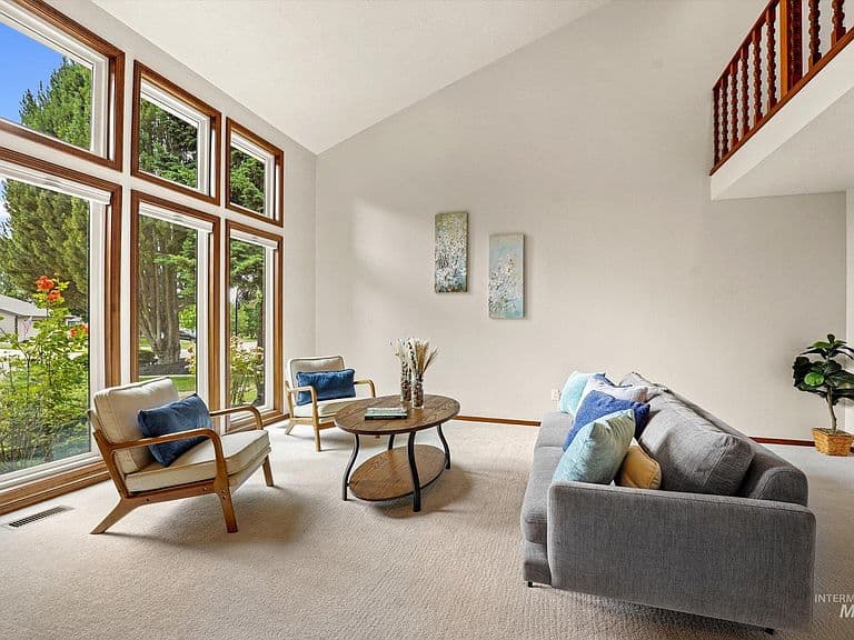 575 N Pebble Beach Way photo 1