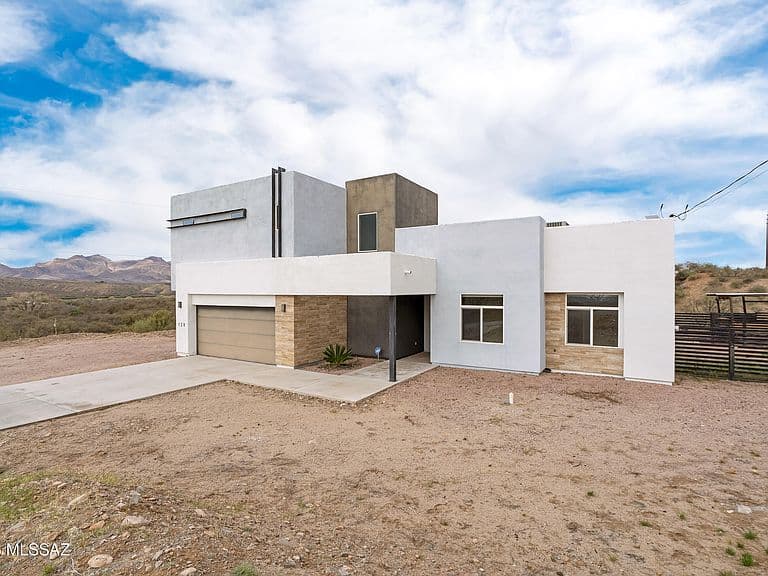 128 Avenida Ostion photo 3