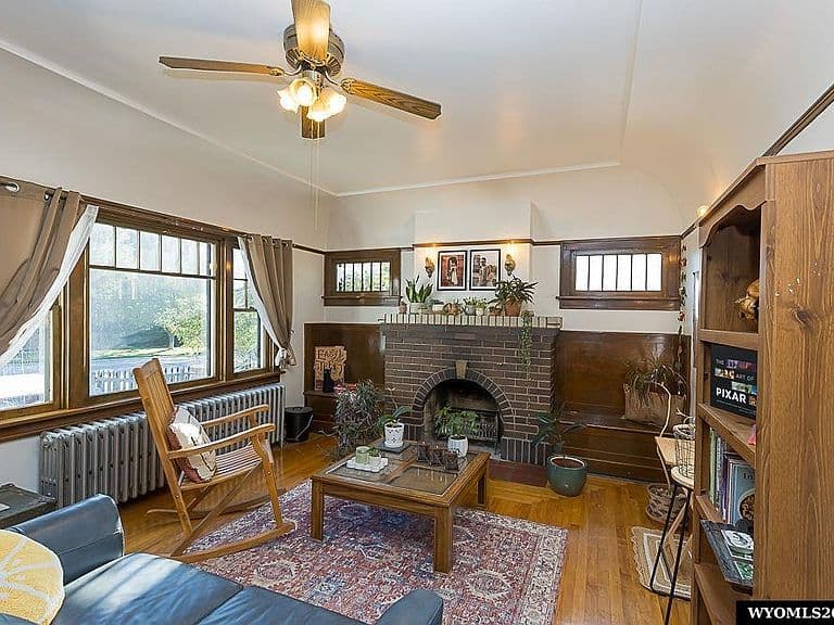 489 W Flaming Gorge Way photo 4