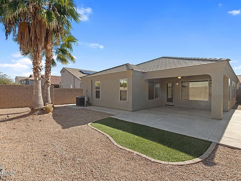 42012 W COLBY Drive photo 5