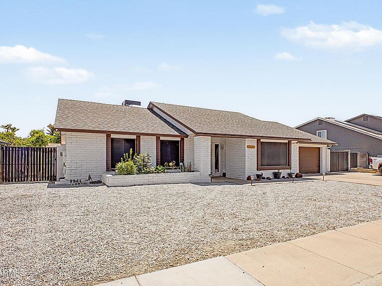 6231 W RIVIERA Drive photo 2