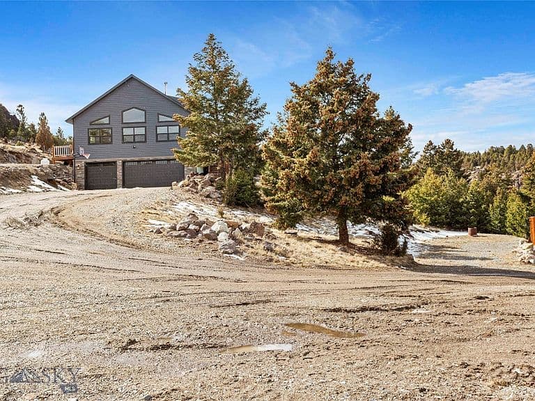 960 Tenderfoot Trl photo 4