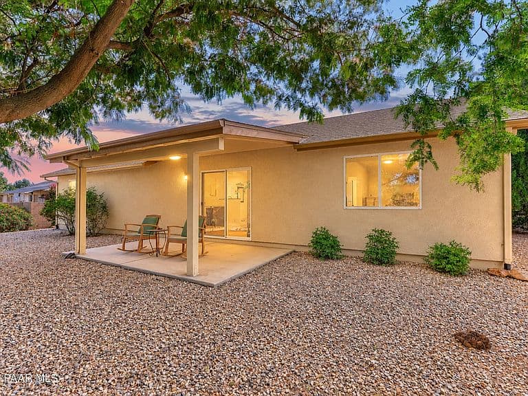 7238 N Valley Vista Rd photo 2