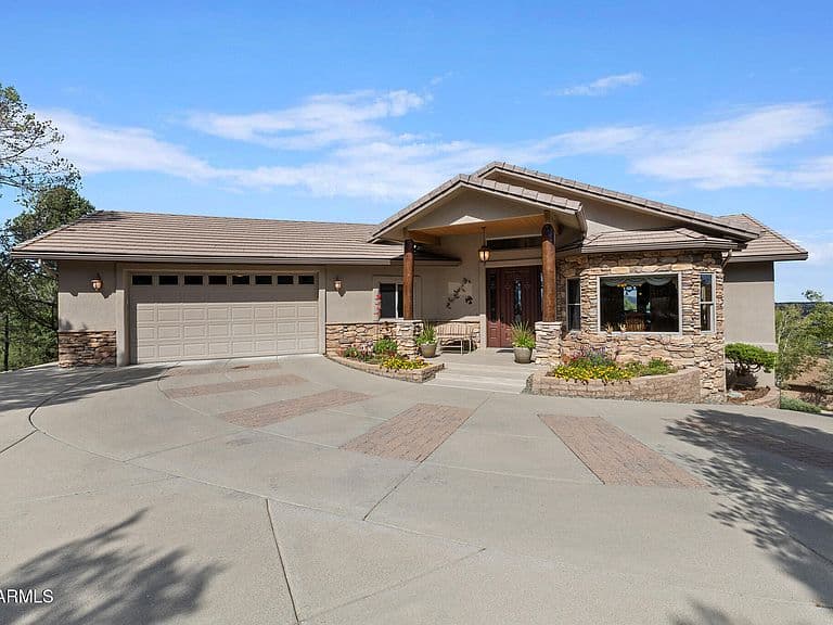 624 MCDONALD Court photo 2