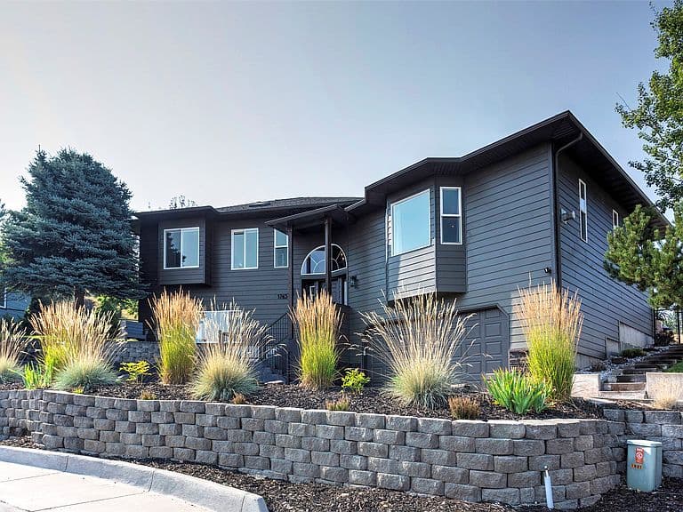 1765 Shadow Ln photo 2